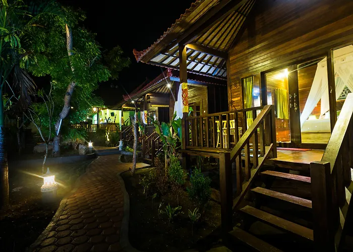 ホリデーパーク Taman Sari Lembongan