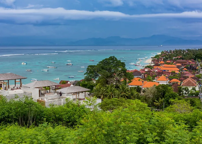 ホリデーパーク Taman Sari Lembongan レンボンガン島