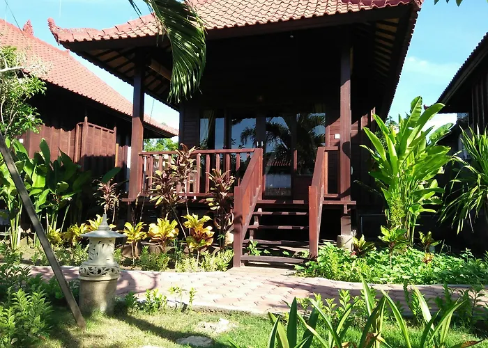 ホリデーパーク Taman Sari Lembongan